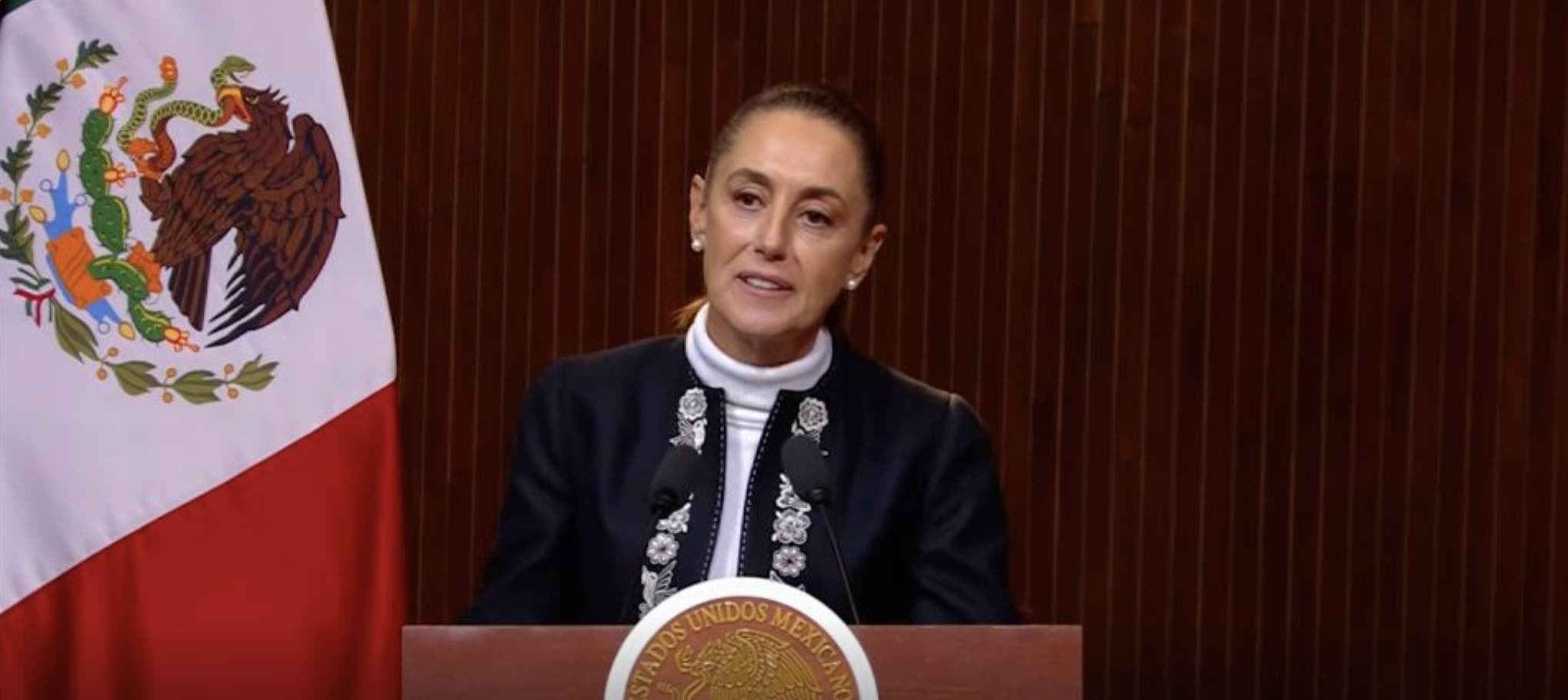 Sheinbaum dice que “México no se doblega, no se arrodilla, no se rinde y no se vende”, en medio de presiones de EE.UU.