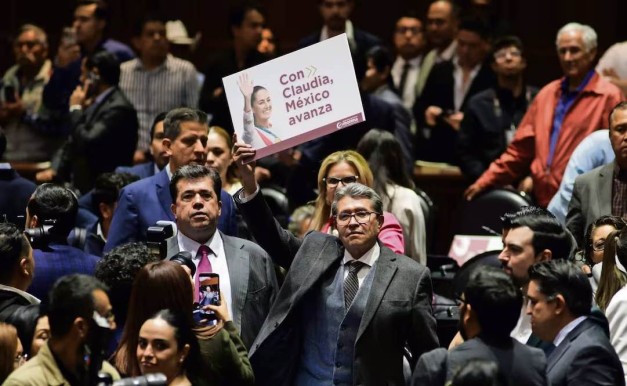 Morena da “domingo” a sus diputados; gasta 2.5 mdp sin comprobar Morena da “domingo” a sus diputados; gasta 2.5 mdp sin comprobar